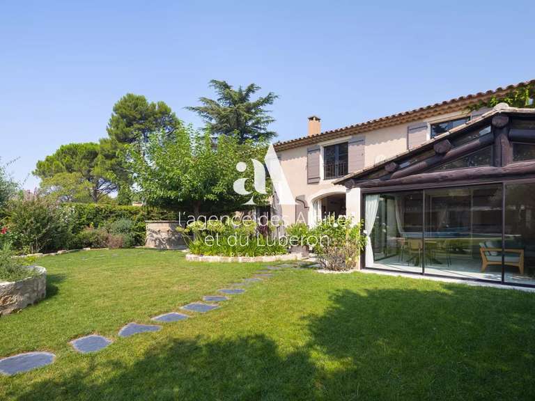 House Saint-Rémy-de-Provence - 5 bedrooms - 1800m²