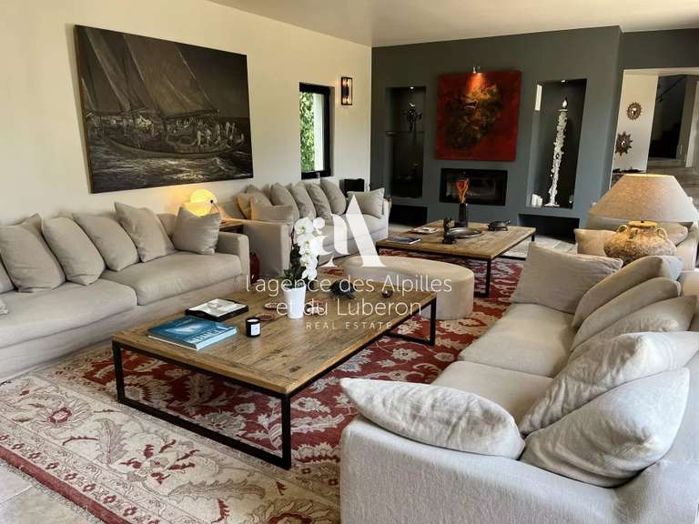 House Saint-Rémy-de-Provence - 5 bedrooms - 3000m²