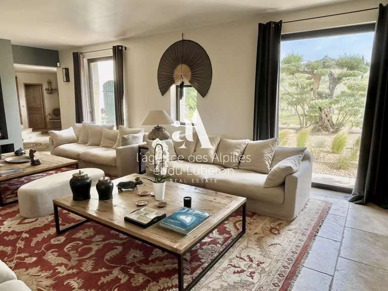 House Saint-Rémy-de-Provence - 5 bedrooms - 3000m²