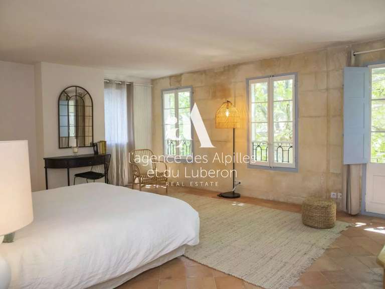 House Saint-Rémy-de-Provence - 7 bedrooms - 400m²