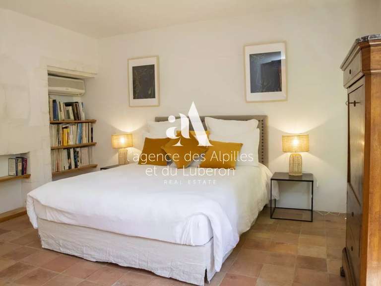 House Saint-Rémy-de-Provence - 7 bedrooms - 400m²