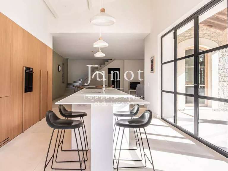 Maison Saint-Rémy-de-Provence - 4 chambres - 230m²