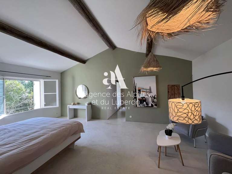 House Saint-Rémy-de-Provence - 6 bedrooms - 650m²