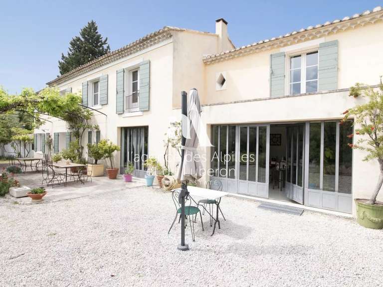 House Saint-Rémy-de-Provence - 6 bedrooms - 650m²