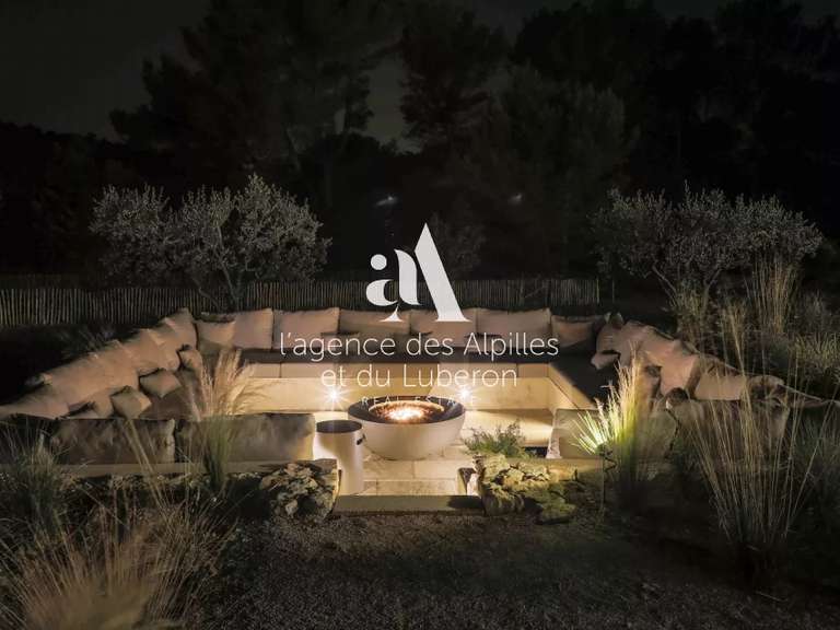 House Saint-Rémy-de-Provence - 4 bedrooms - 250m²