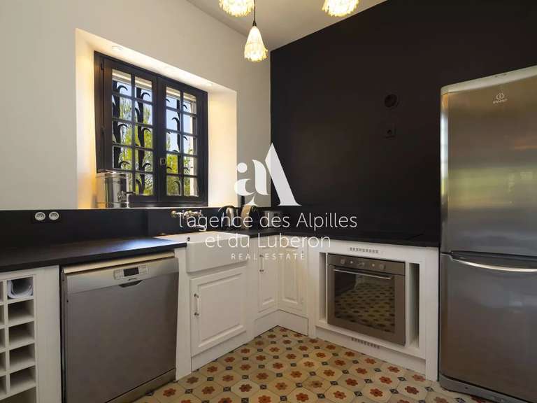 House Saint-Rémy-de-Provence - 8 bedrooms - 400m²