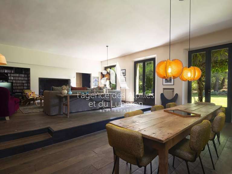 House Saint-Rémy-de-Provence - 8 bedrooms - 400m²