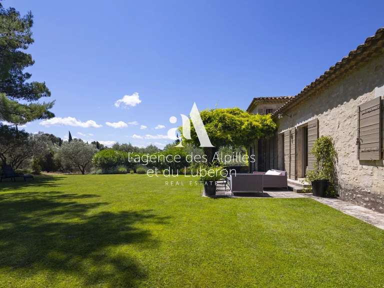 House Saint-Rémy-de-Provence - 8 bedrooms - 400m²