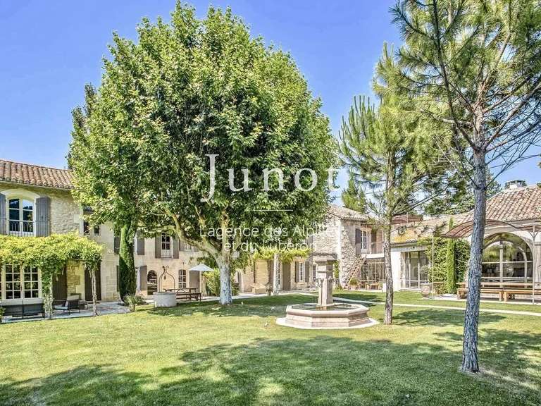 Maison Saint-Rémy-de-Provence - 6 chambres - 6500m²