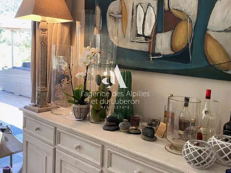 House Saint-Rémy-de-Provence - 4 bedrooms - 7000m²