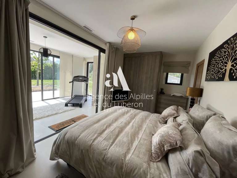 House Saint-Rémy-de-Provence - 5 bedrooms - 400m²