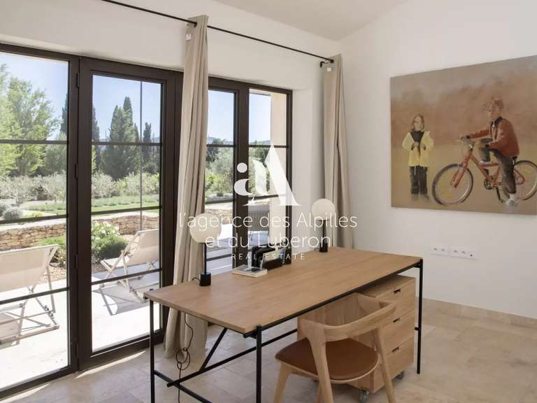 House Saint-Rémy-de-Provence - 5 bedrooms - 250m²