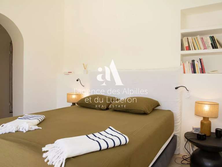 House Saint-Rémy-de-Provence - 5 bedrooms - 250m²