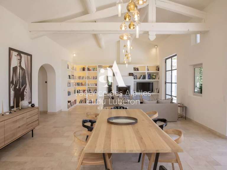 House Saint-Rémy-de-Provence - 5 bedrooms - 250m²