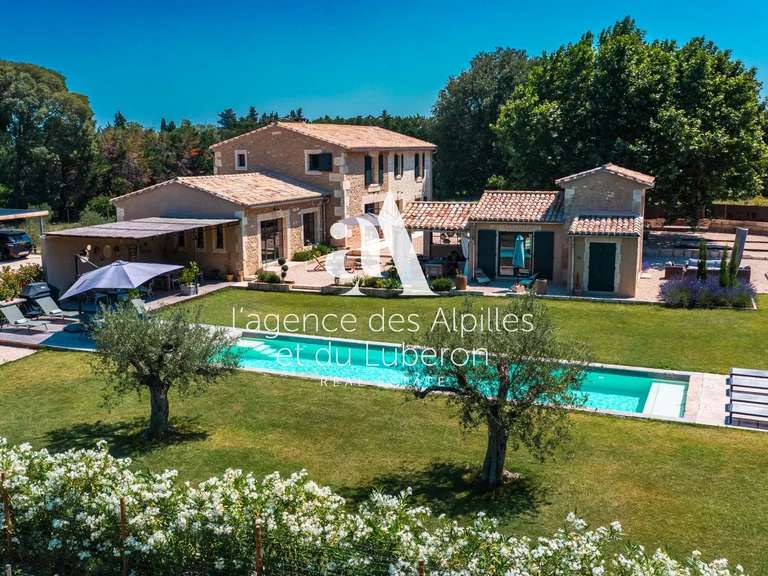 House Saint-Rémy-de-Provence - 4 bedrooms - 290m²