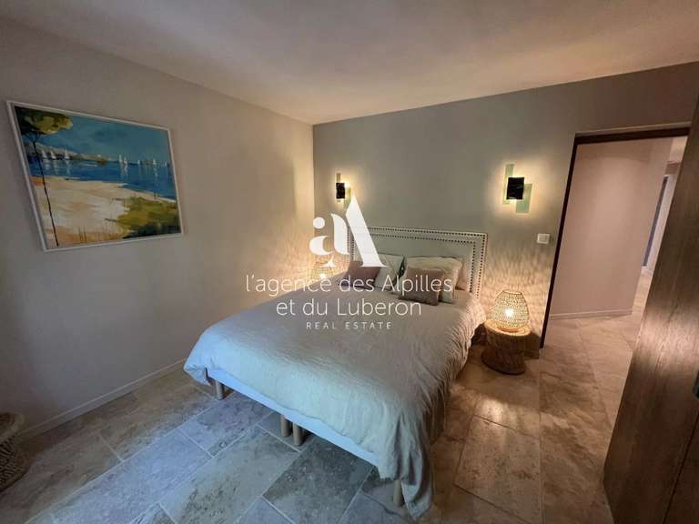 House Saint-Rémy-de-Provence - 6 bedrooms - 300m²