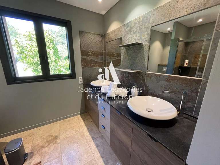 House Saint-Rémy-de-Provence - 6 bedrooms - 300m²