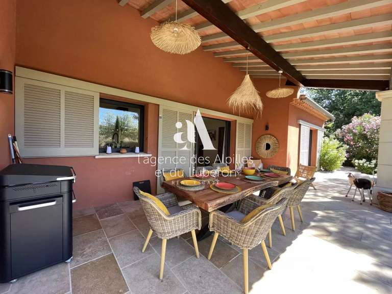 House Saint-Rémy-de-Provence - 6 bedrooms - 300m²