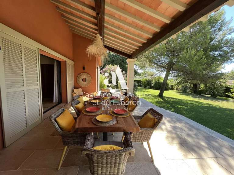 House Saint-Rémy-de-Provence - 6 bedrooms - 300m²