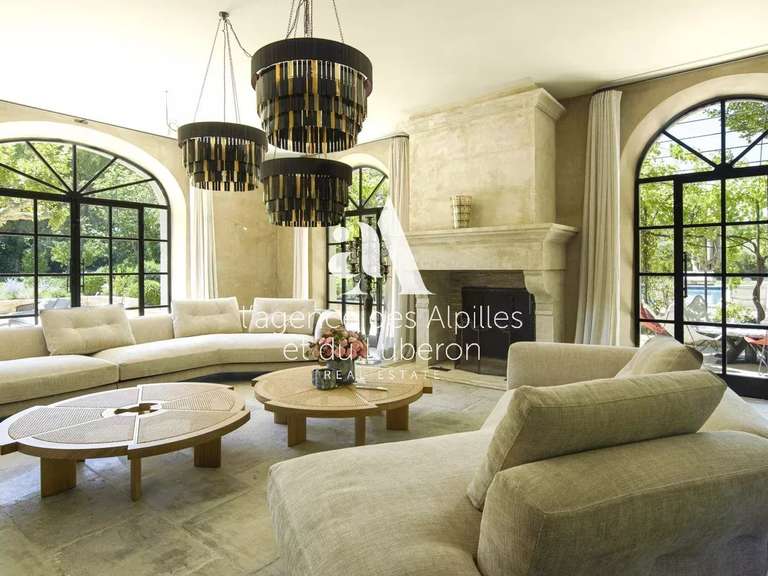 House Saint-Rémy-de-Provence - 5 bedrooms - 400m²