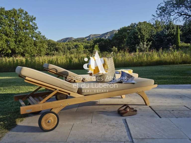 House Saint-Rémy-de-Provence - 9 bedrooms - 710m²