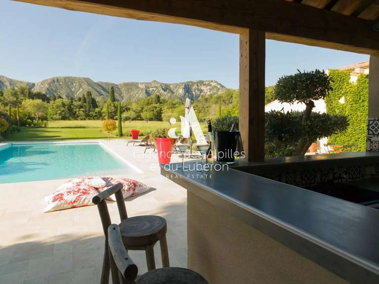 House Saint-Rémy-de-Provence - 7 bedrooms - 300m²