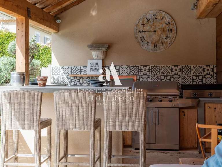 House Saint-Rémy-de-Provence - 7 bedrooms - 300m²