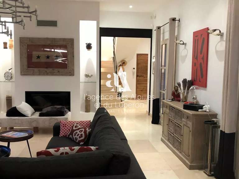 House Saint-Rémy-de-Provence - 7 bedrooms - 300m²