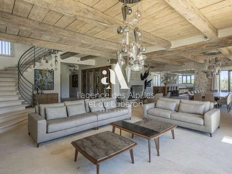 House Saint-Rémy-de-Provence - 7 bedrooms - 570m²