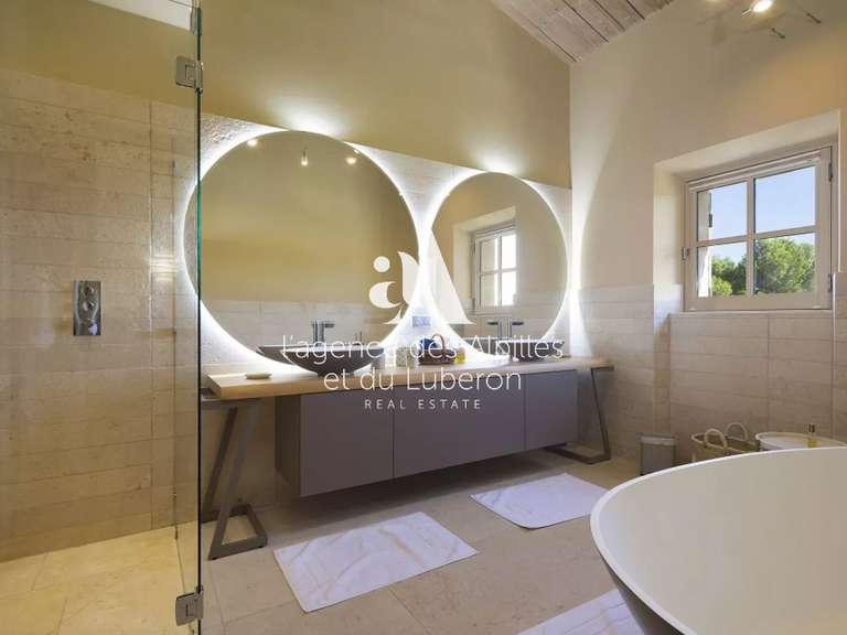 House Saint-Rémy-de-Provence - 7 bedrooms - 570m²