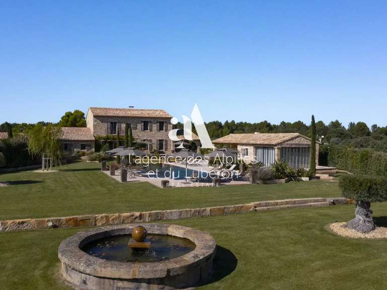 House Saint-Rémy-de-Provence - 7 bedrooms - 570m²