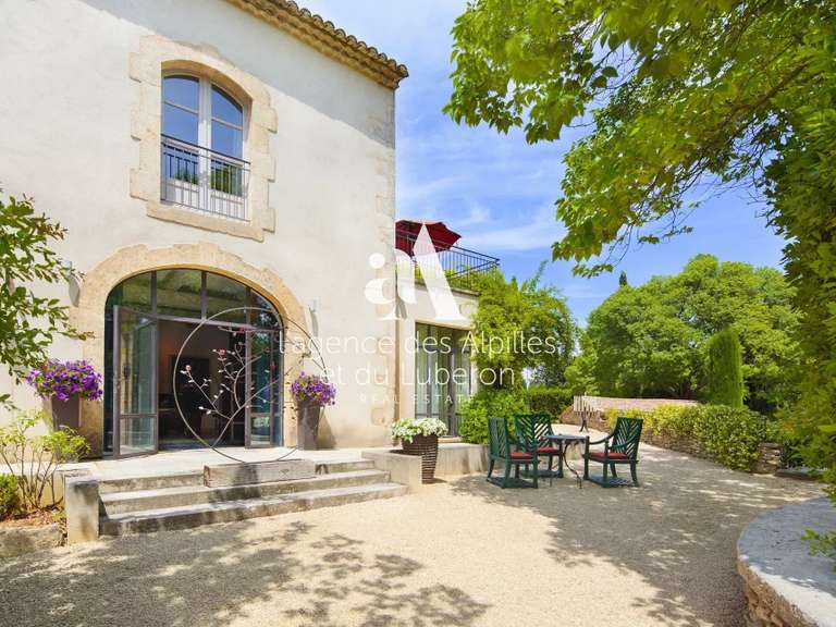 House Saint-Rémy-de-Provence - 8 bedrooms - 5000m²