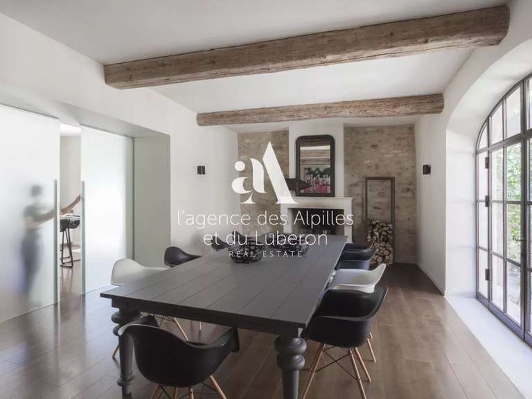 House Saint-Rémy-de-Provence - 6 bedrooms - 12000m²