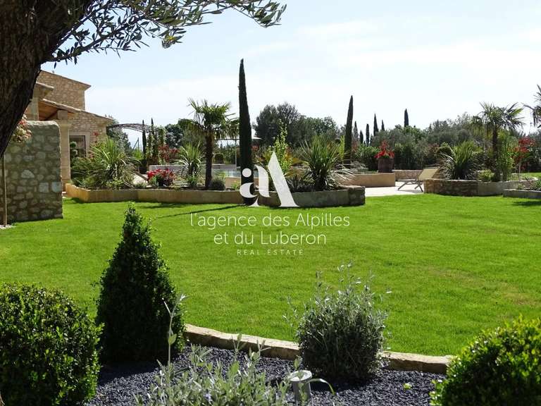 House Saint-Rémy-de-Provence - 5 bedrooms - 300m²