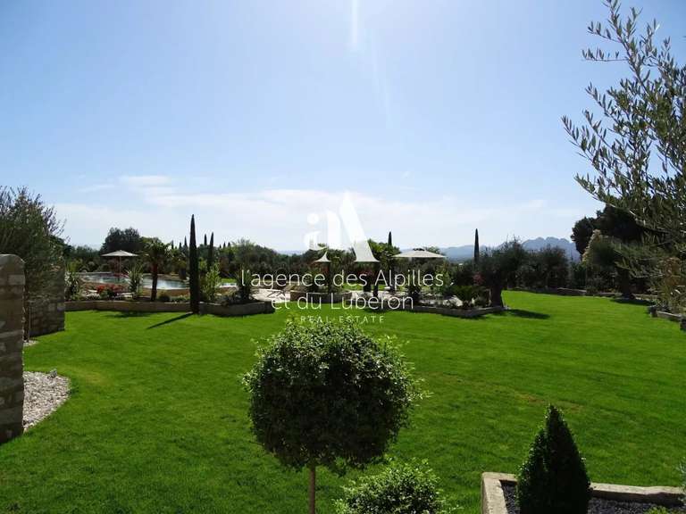 House Saint-Rémy-de-Provence - 5 bedrooms - 300m²