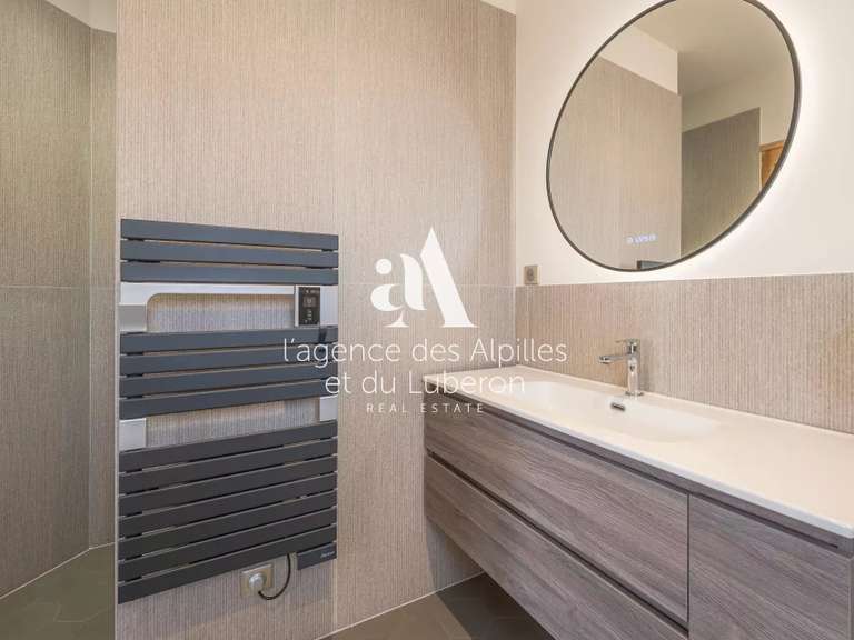 House Saint-Rémy-de-Provence - 4 bedrooms - 300m²