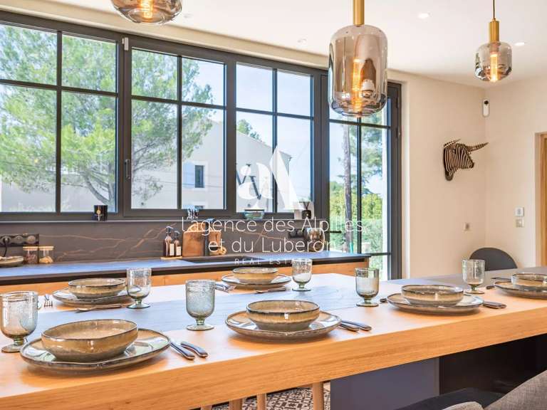 House Saint-Rémy-de-Provence - 4 bedrooms - 300m²