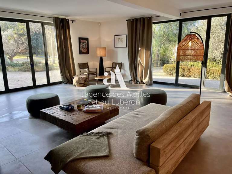 House Saint-Rémy-de-Provence - 7 bedrooms - 390m²