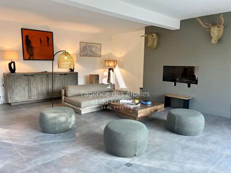 House Saint-Rémy-de-Provence - 7 bedrooms - 390m²