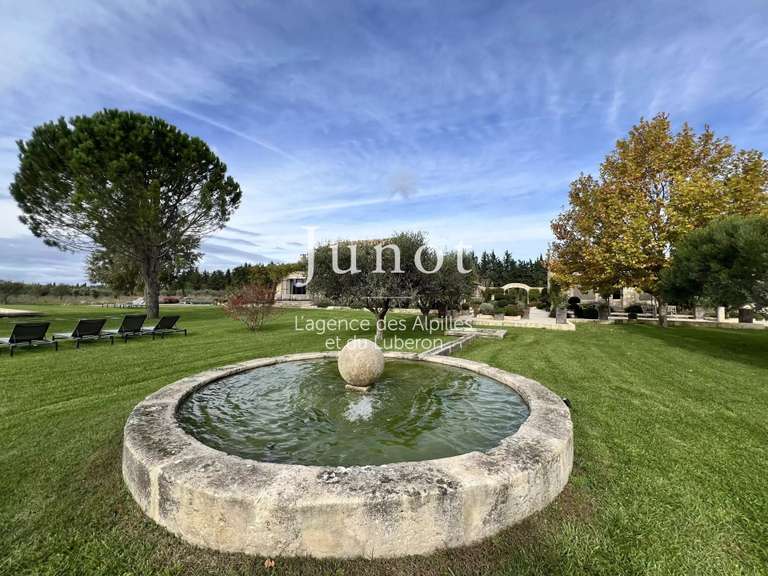 Maison Saint-Rémy-de-Provence - 5 chambres - 280m²
