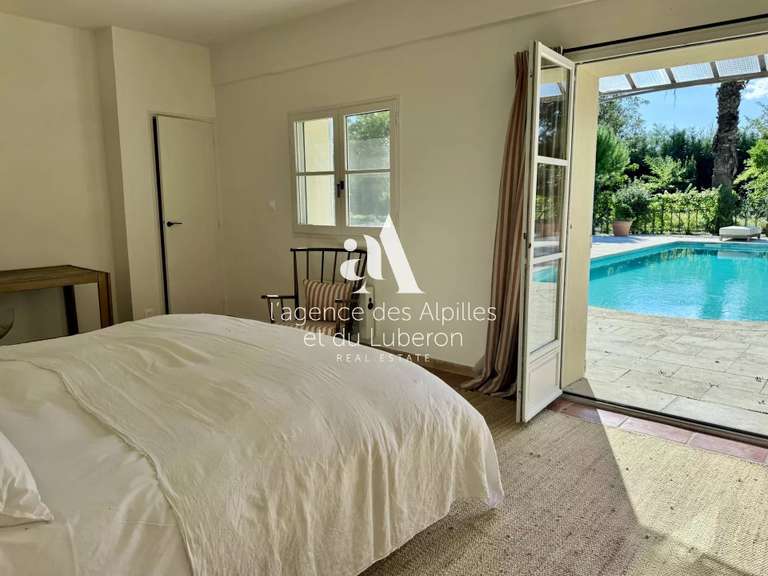 House Saint-Rémy-de-Provence - 6 bedrooms - 300m²