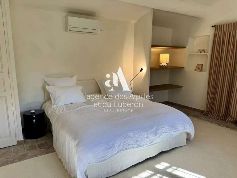 House Saint-Rémy-de-Provence - 6 bedrooms - 300m²