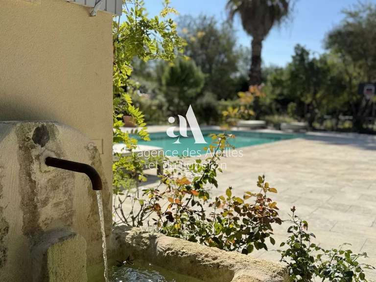 House Saint-Rémy-de-Provence - 6 bedrooms - 300m²