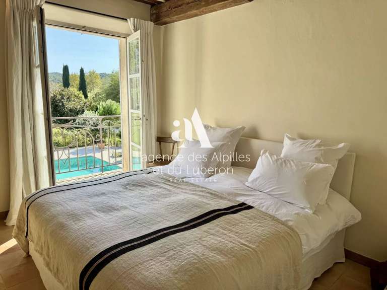 House Saint-Rémy-de-Provence - 6 bedrooms - 300m²