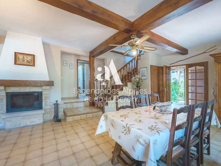 House Saint-Rémy-de-Provence - 3 bedrooms - 210m²