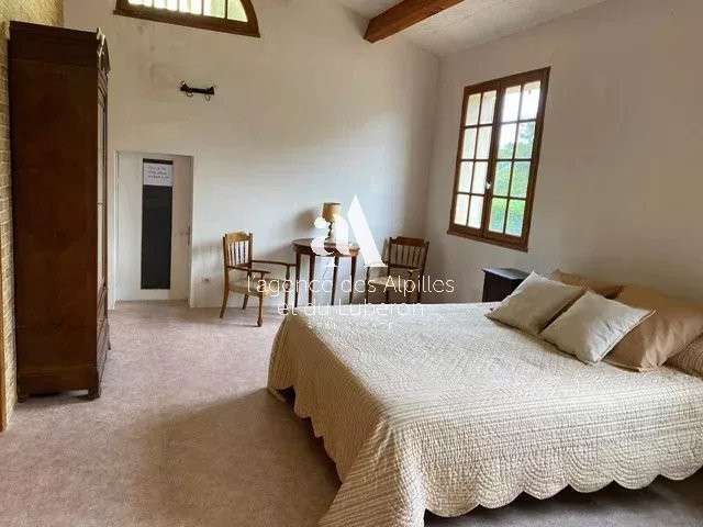 House Saint-Rémy-de-Provence - 3 bedrooms - 210m²