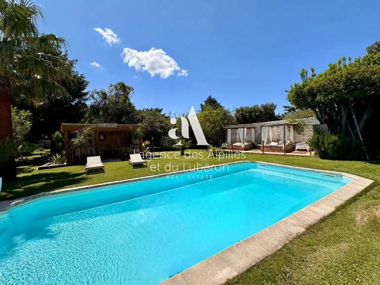 House Saint-Rémy-de-Provence - 4 bedrooms - 339m²