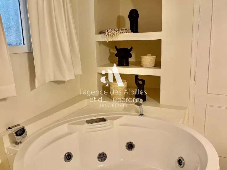 Maison Saint-Rémy-de-Provence - 2 chambres - 120m²