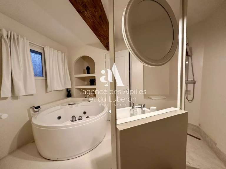 House Saint-Rémy-de-Provence - 2 bedrooms - 115m²