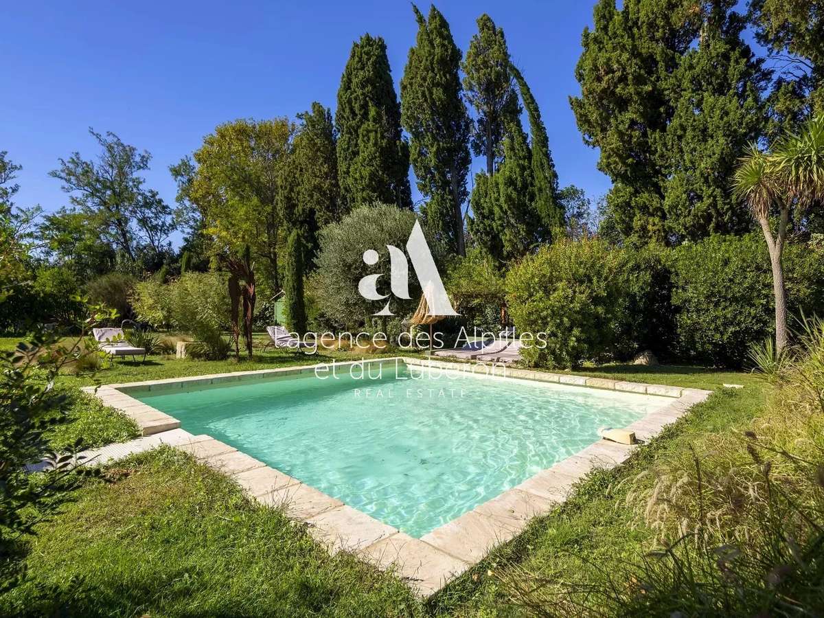 Maison Saint-Rémy-de-Provence